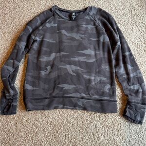 Athleta Girl Gray Camo Long Sleeve Sweatshirt Size 7.